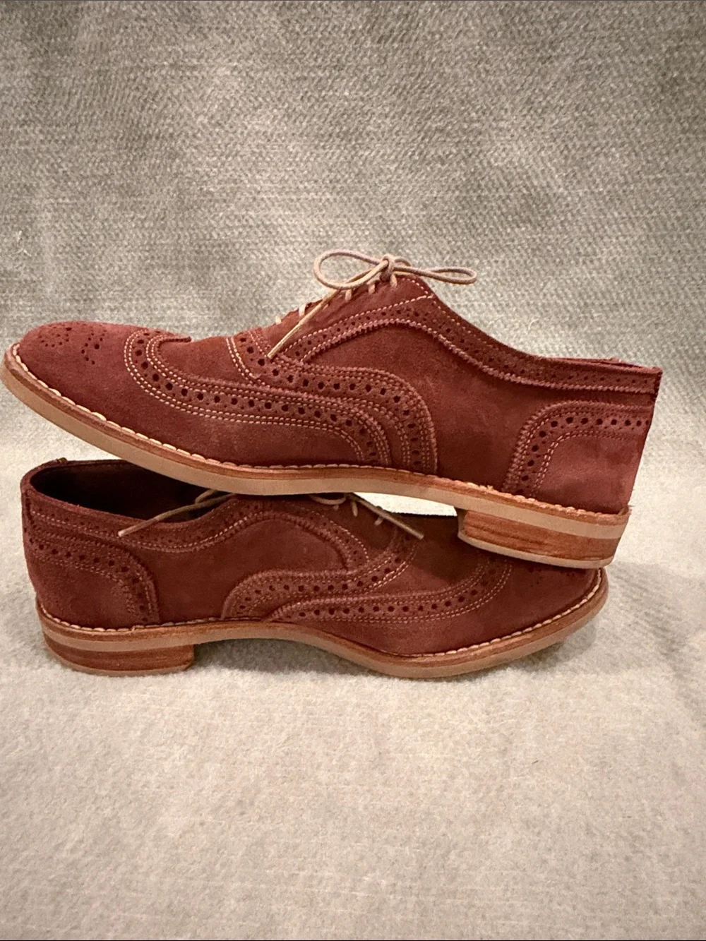 Allen Edmonds Neumok Rust Suede Wingtip Oxford - Brogue Dress Shoe 10 D